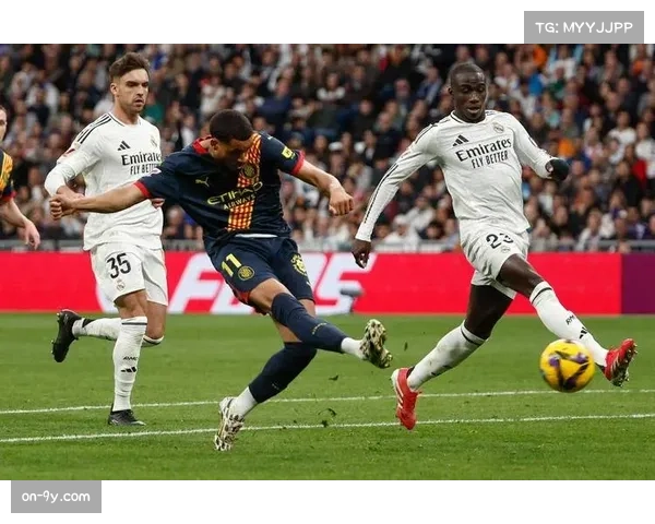 赫罗纳迎战皇家社会，中游球队为欧战资格展开较量